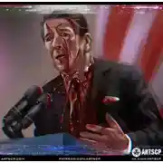 Постер книги Рональда Рейгана изрезали во время речи